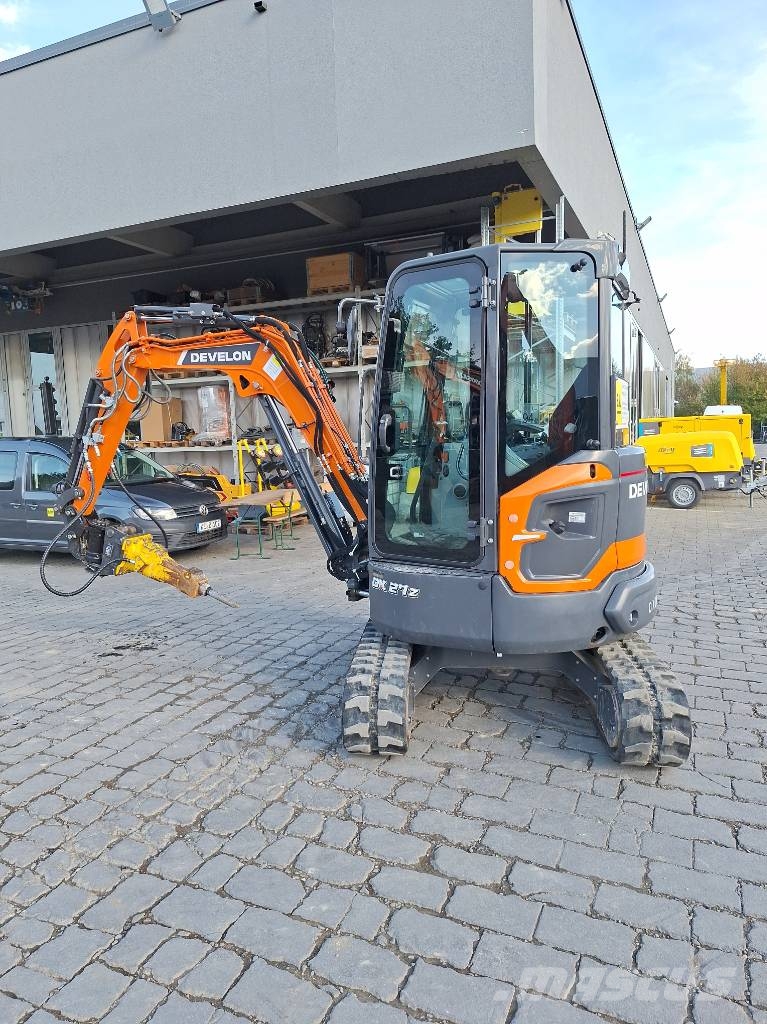 Doosan Kurzheckbagger DX 27Z-7 Kabine Raupenbagger