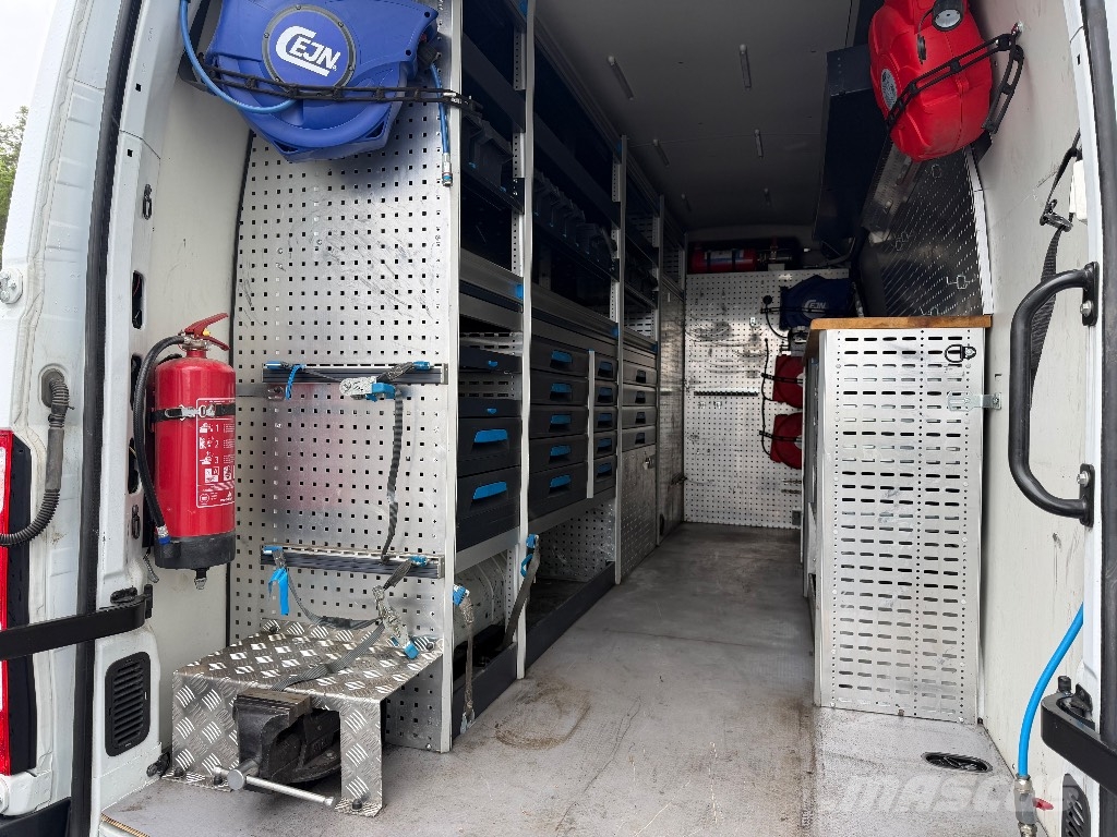Renault Master 160 Huoltoauto Furgonetas cerradas