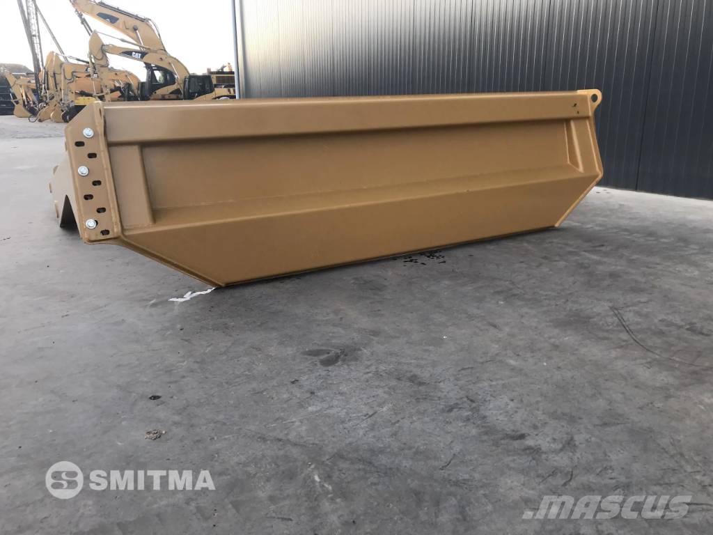 CAT 730 Πτυσσόμενες πόρτες (Tailgates)