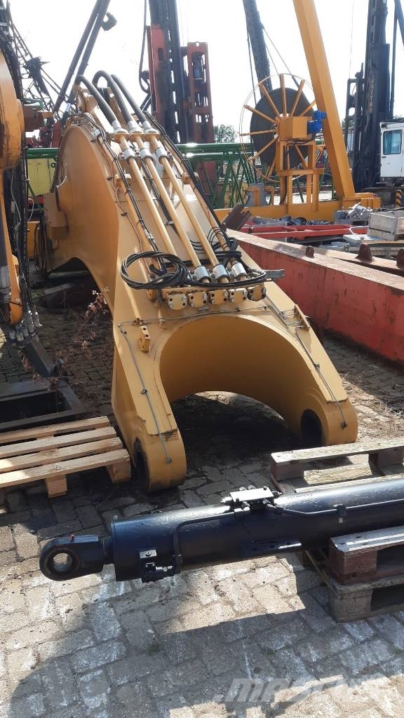 CAT 385/390/395 バックホー