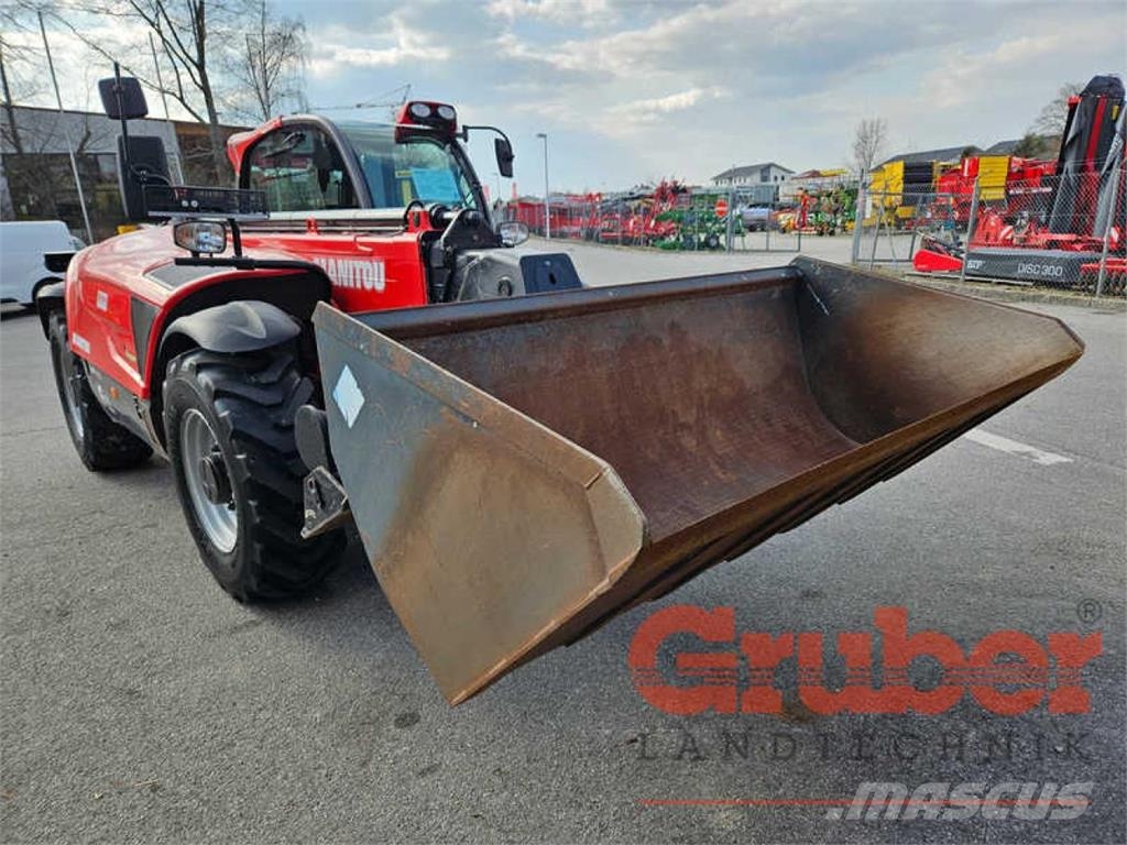 Manitou MT 1135 معدات مناولة لأغراض الزراعة