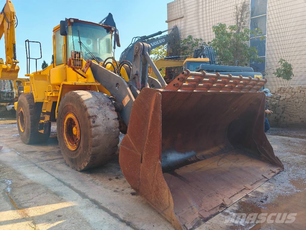 Volvo L 180 E Wheel loaders