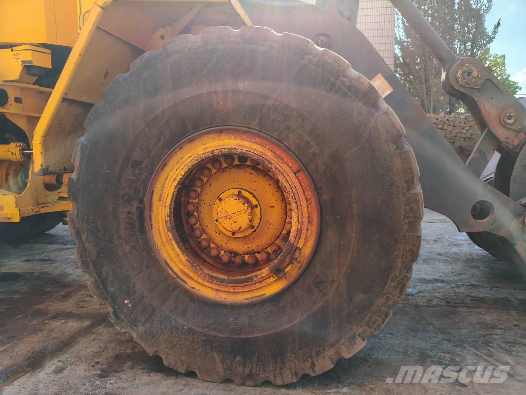 Volvo L 180 E Wheel loaders
