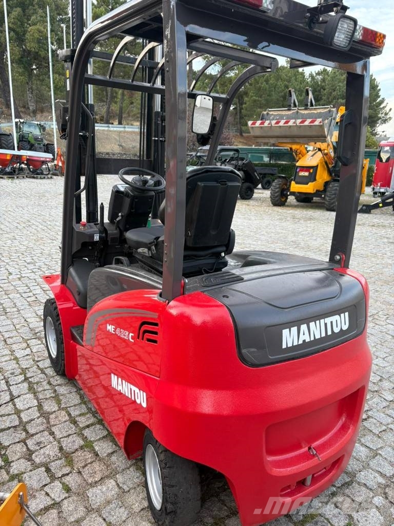 Manitou ME425 Electric forklifts