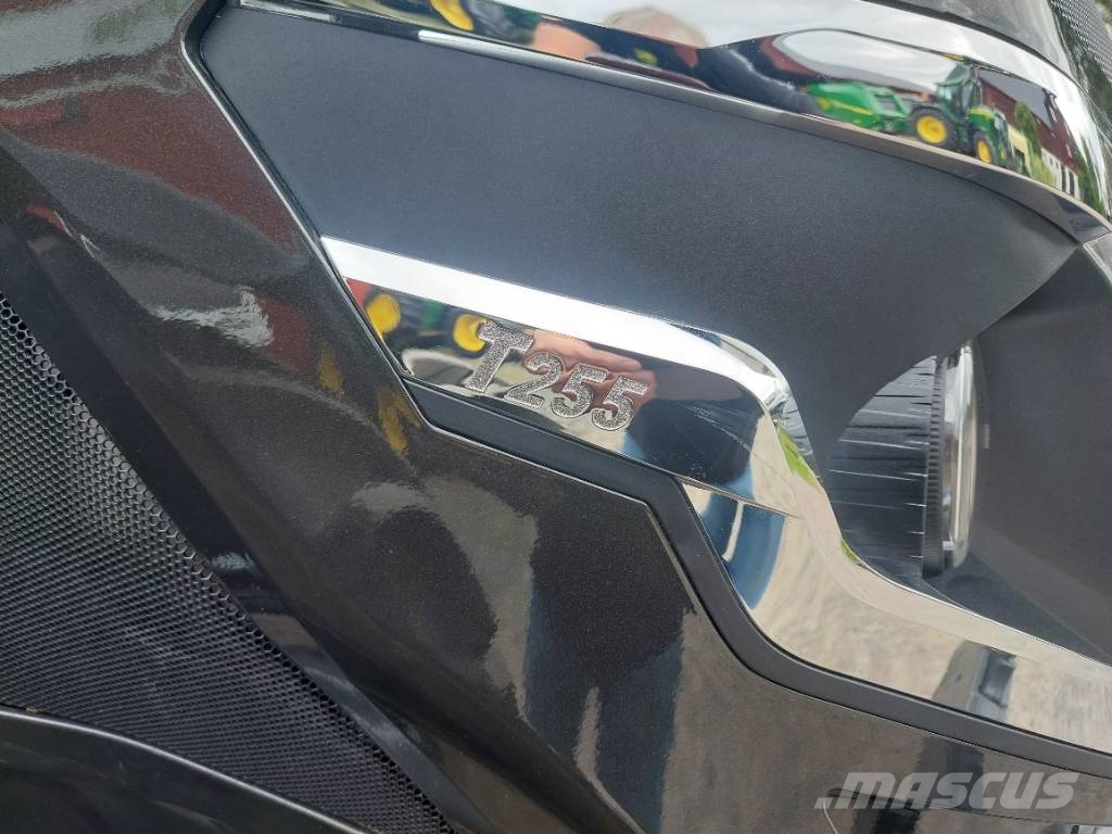 Valtra T 255 Versu Tractores