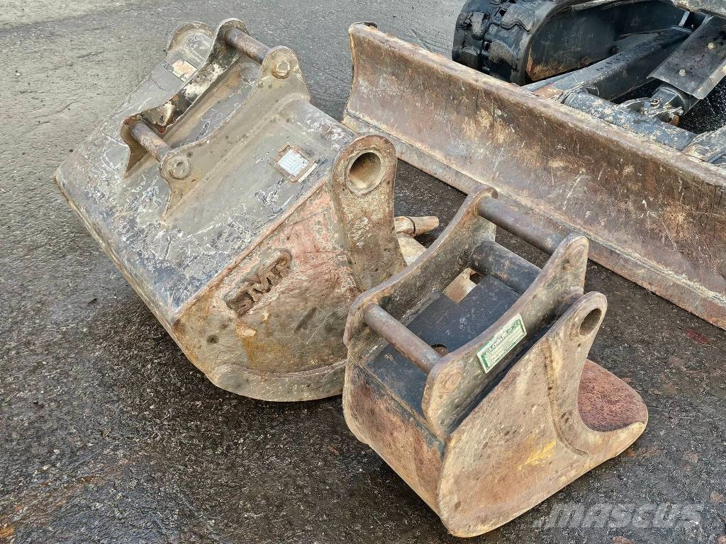 Hitachi ZX65USB-5A Crawler excavators