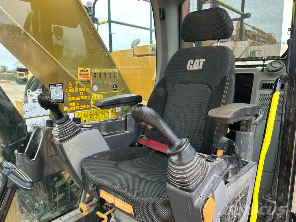 CAT 325 - 07 - 2D HSR Gravemaskiner på larvebånd