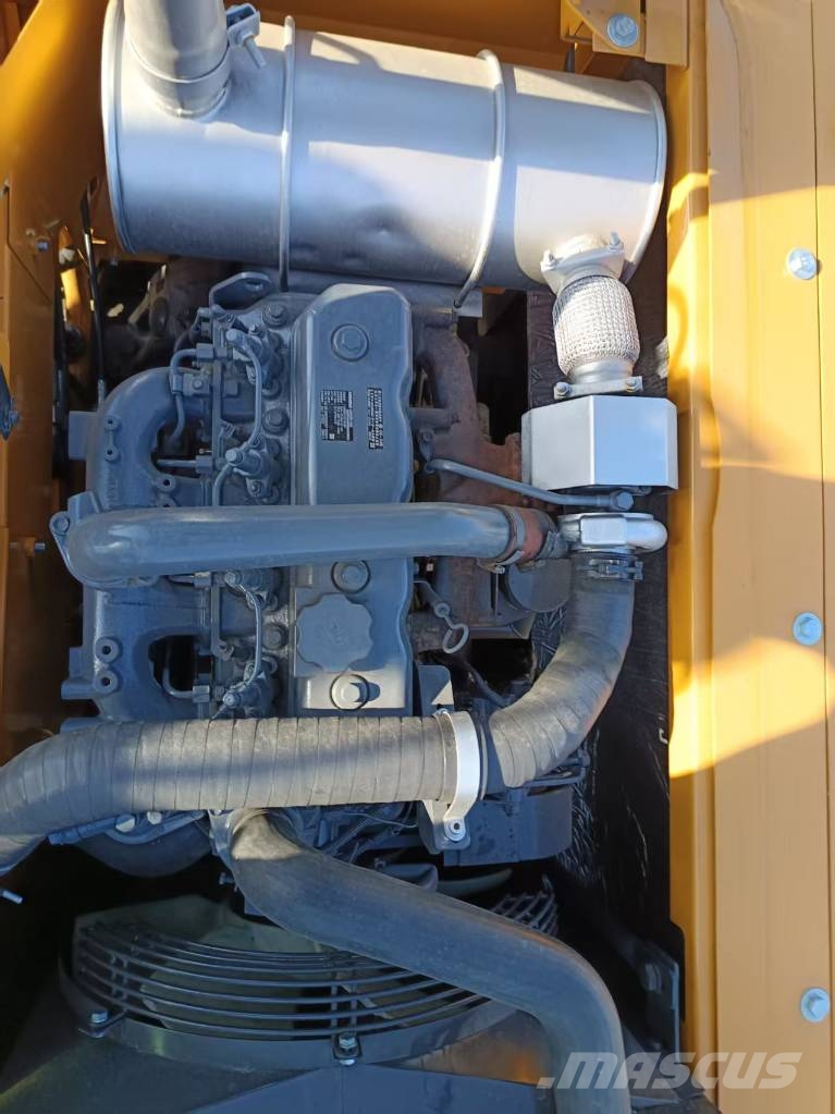 Sany SY 155 C حفارات زحافة
