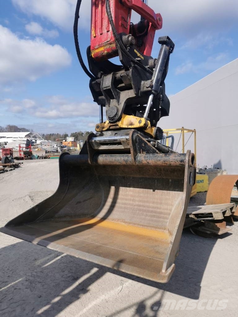 JCB JS 300 LC Cosben Excavadoras sobre orugas