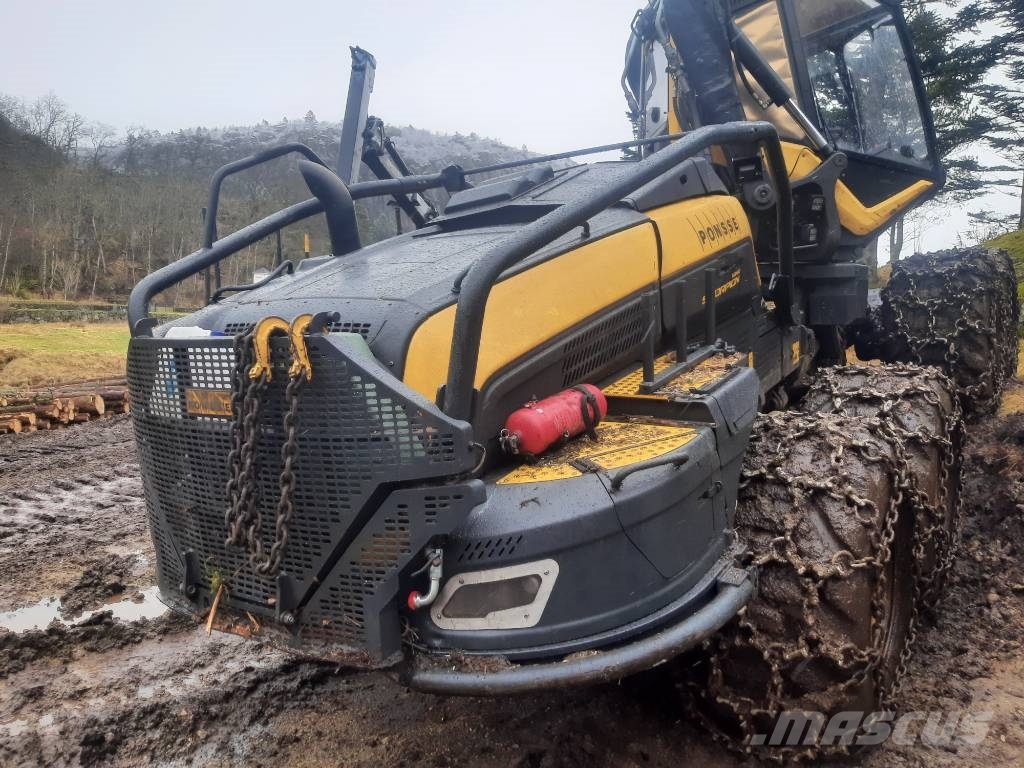 Ponsse SCORPION KING 8W ハーベスター
