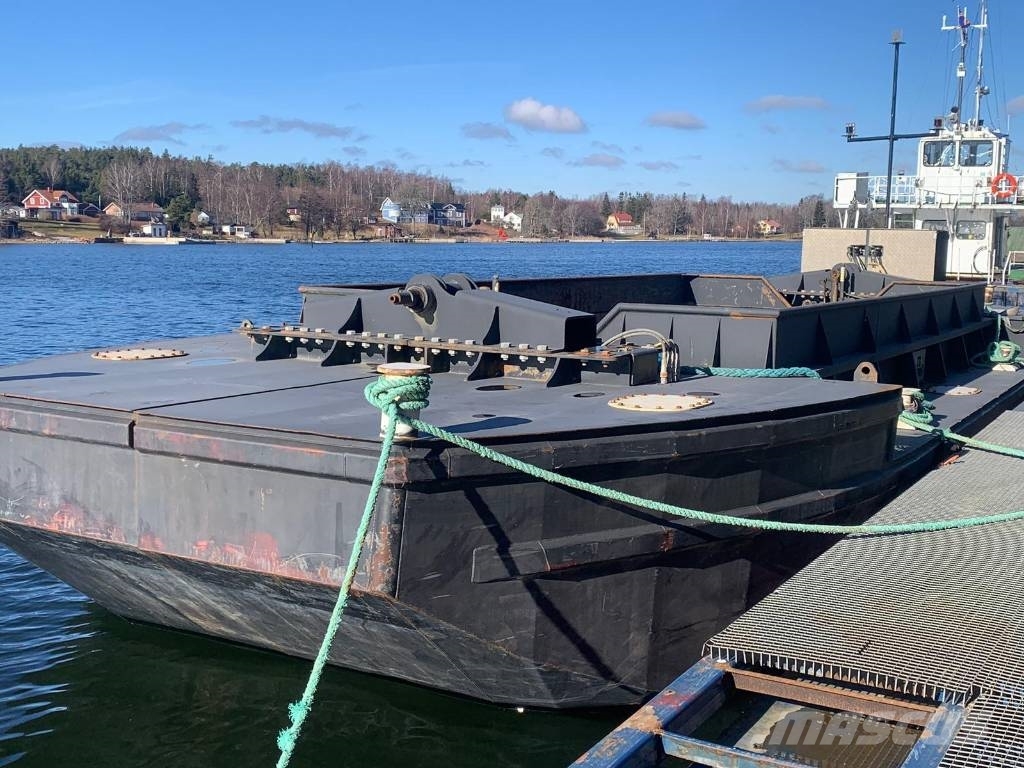  Used Slip Hopper barges 60-200m3 Work boats / barges
