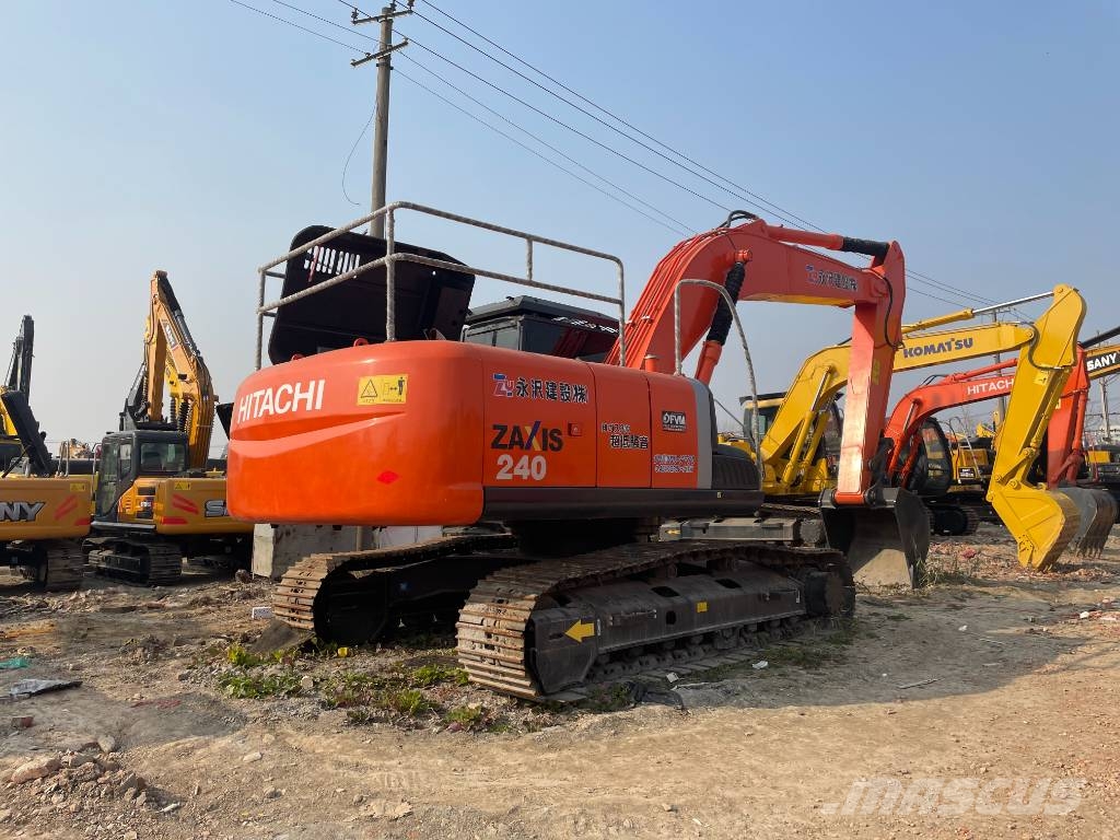 Hitachi Zaxis 240 LC حفارات زحافة