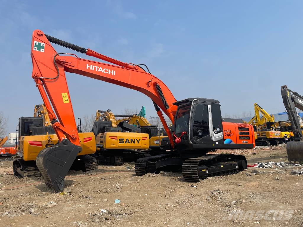Hitachi Zaxis 240 LC حفارات زحافة