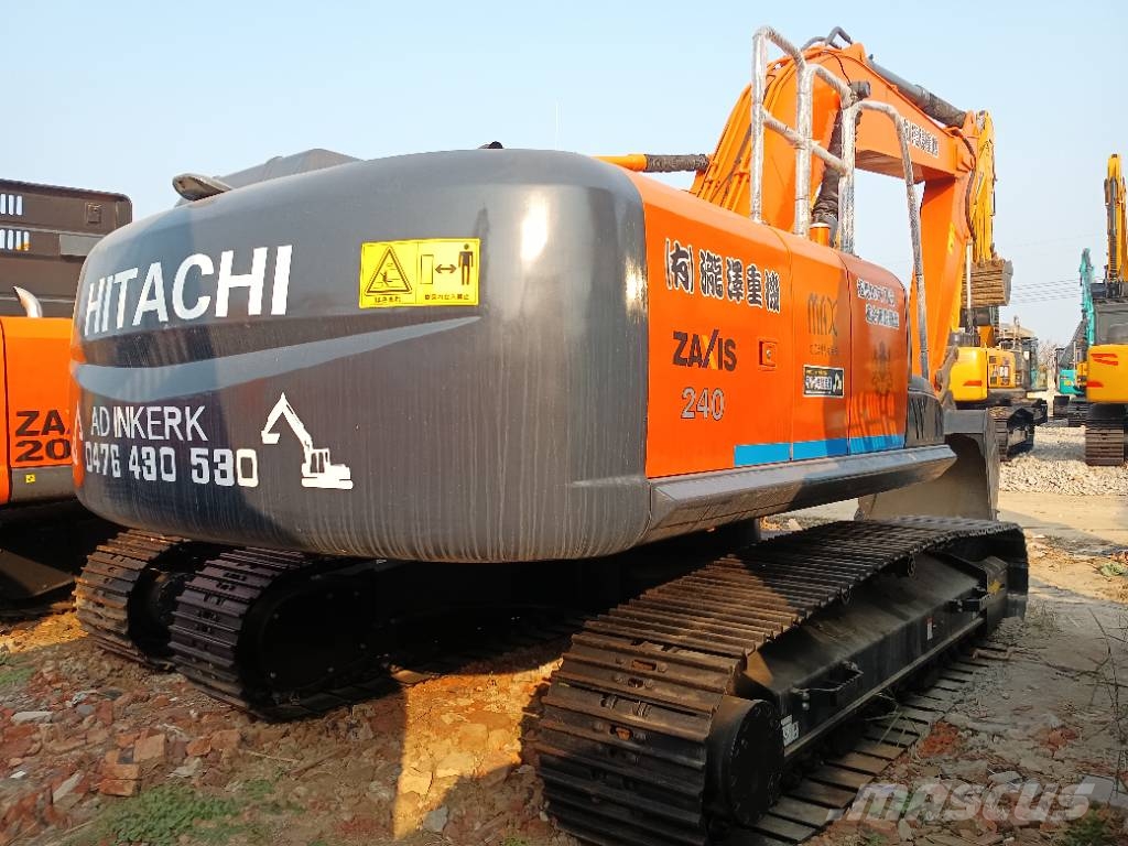 Hitachi Zaxis 240 LC حفارات زحافة
