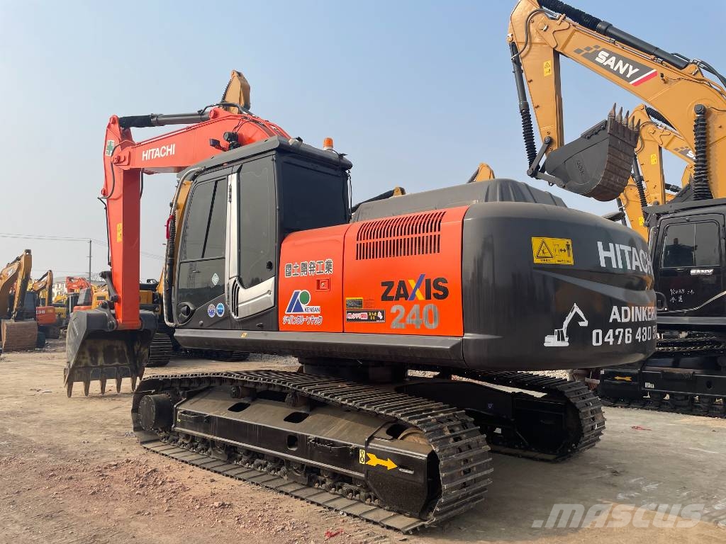 Hitachi Zaxis 240 LC حفارات زحافة