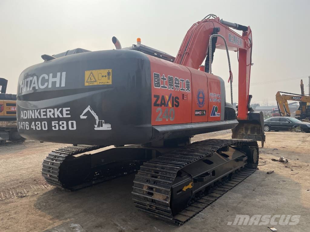 Hitachi Zaxis 240 LC حفارات زحافة
