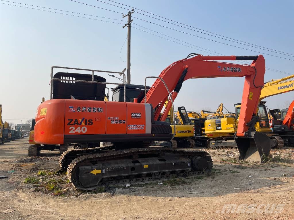 Hitachi Zaxis 240 LC حفارات زحافة