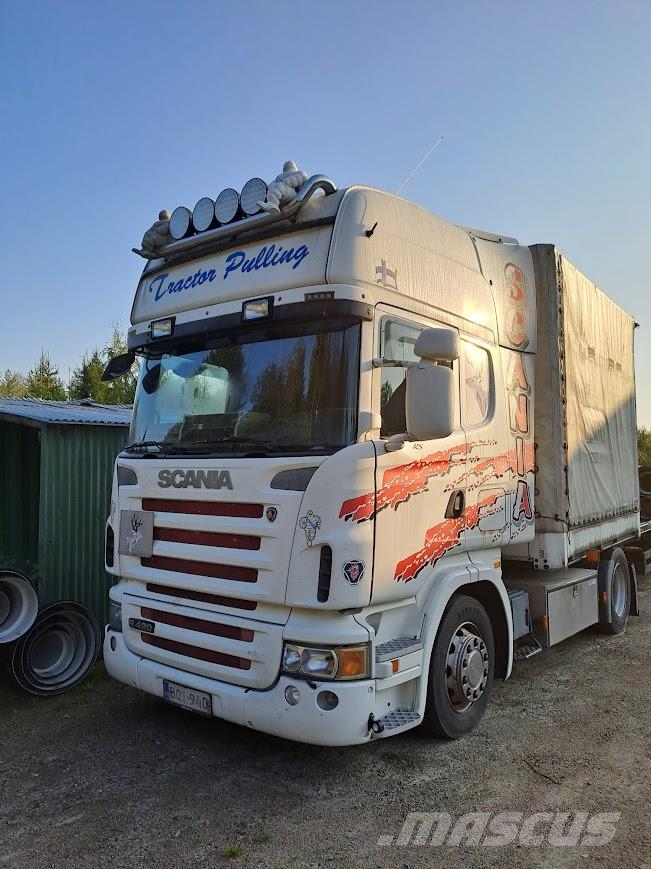 Scania R420 + puoliperävaunu Kögel Camiones de cama baja