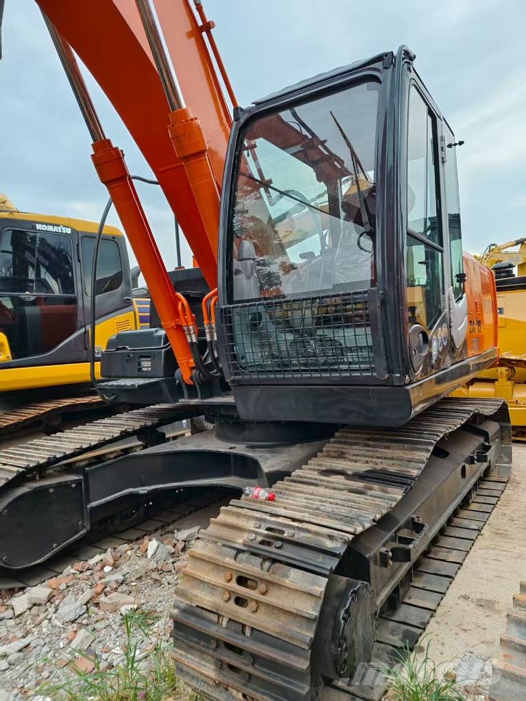 Hitachi ZX 210 대형 굴삭기 29톤 이상