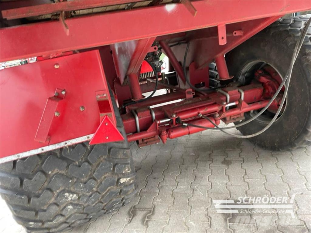 Strautmann GIGA VITESSE 2 DO 自动装载拖车