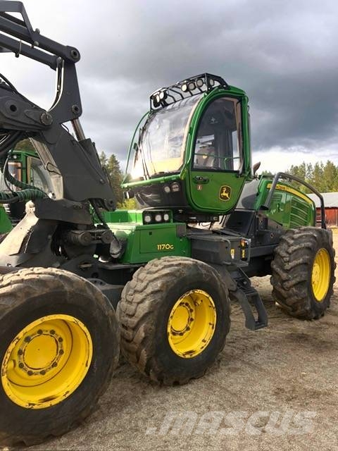 John Deere 1170 G Harvesters