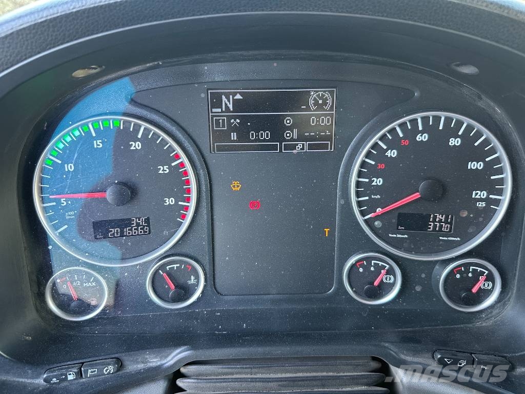 MAN TGS 41.440 Camion benne
