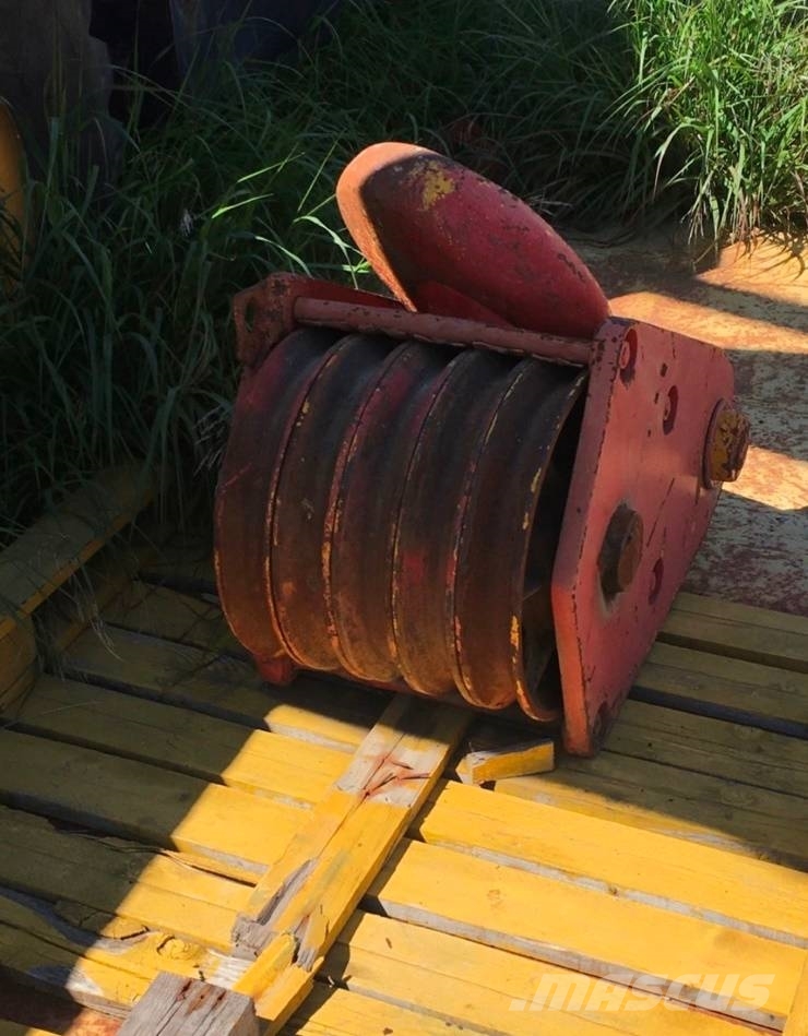 Ruston Bucyrus RB61 HD 履帶式起重機