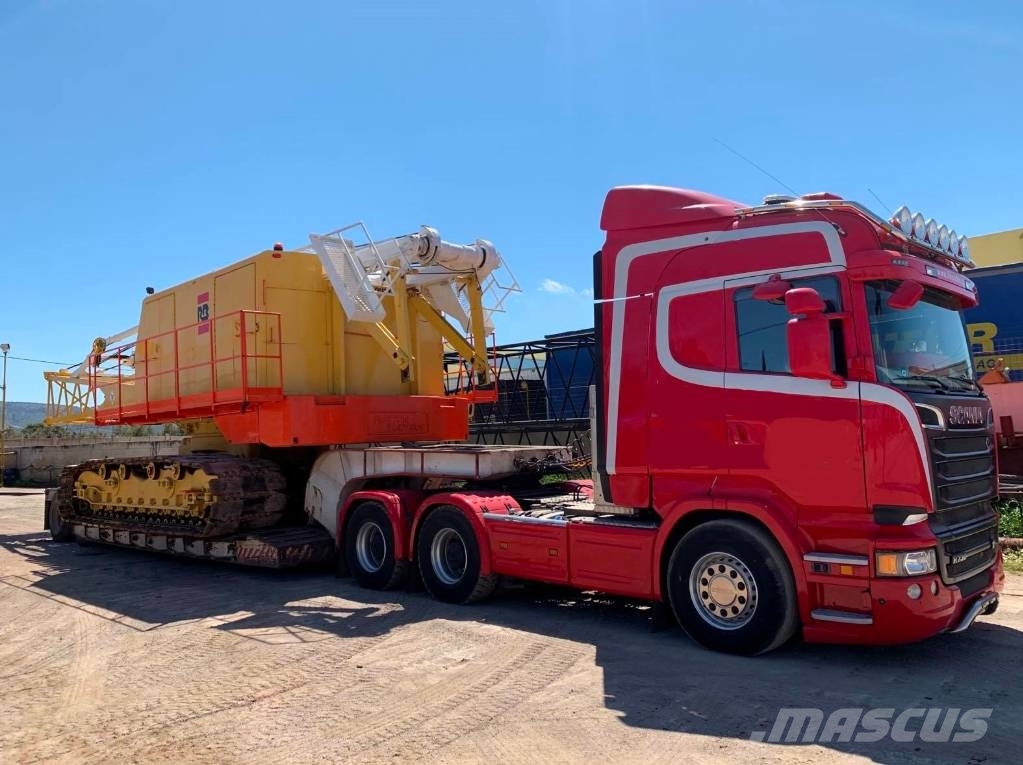 Ruston Bucyrus RB61 HD 履帶式起重機