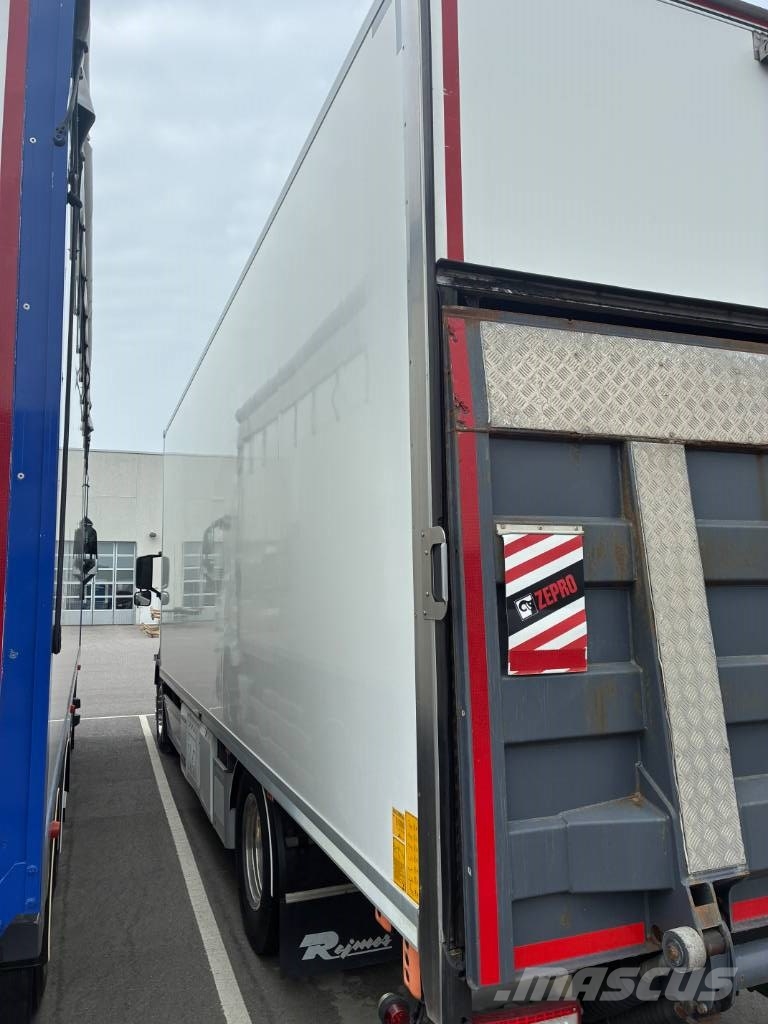 Volvo FM 11 330 Isotermos y frigoríficos