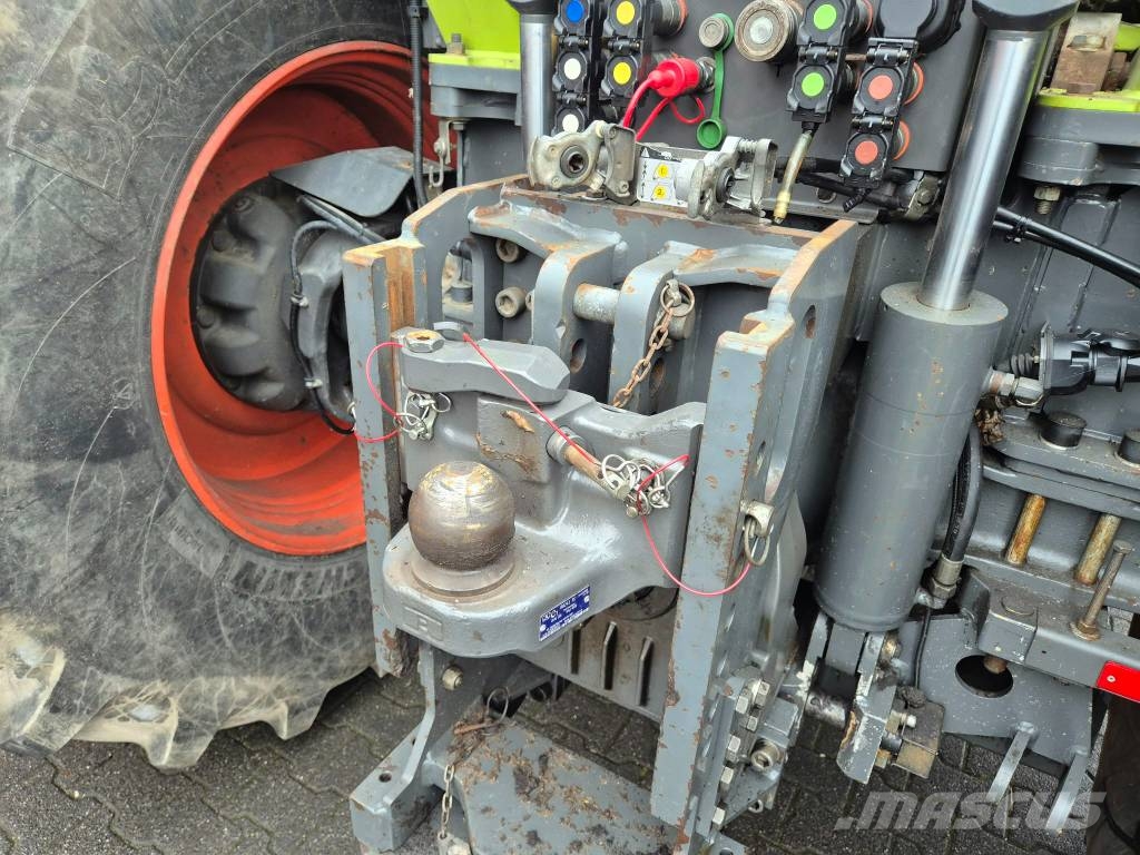 CLAAS Xerion 3800 Trac VC Traktörler