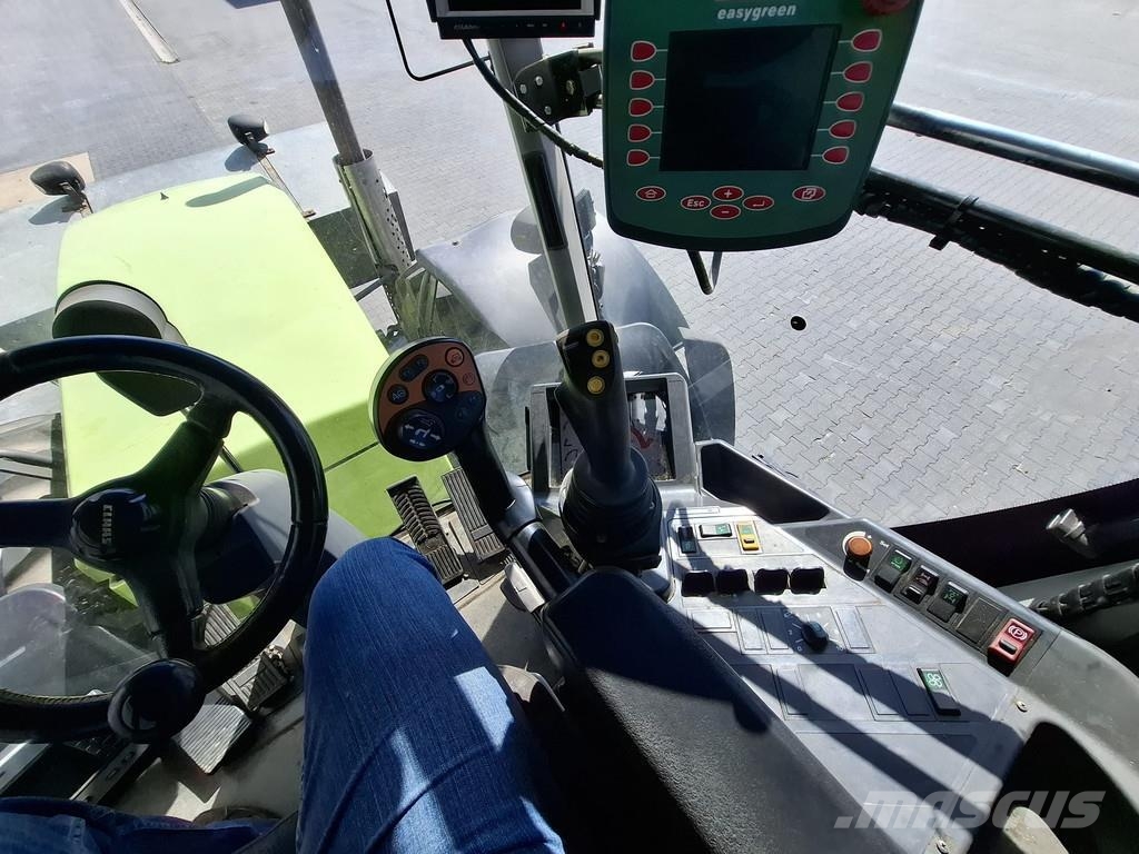 CLAAS Xerion 3800 Trac VC Tractoren