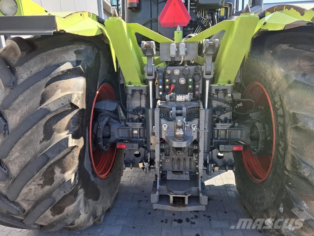 CLAAS Xerion 3800 Trac VC Tractoren
