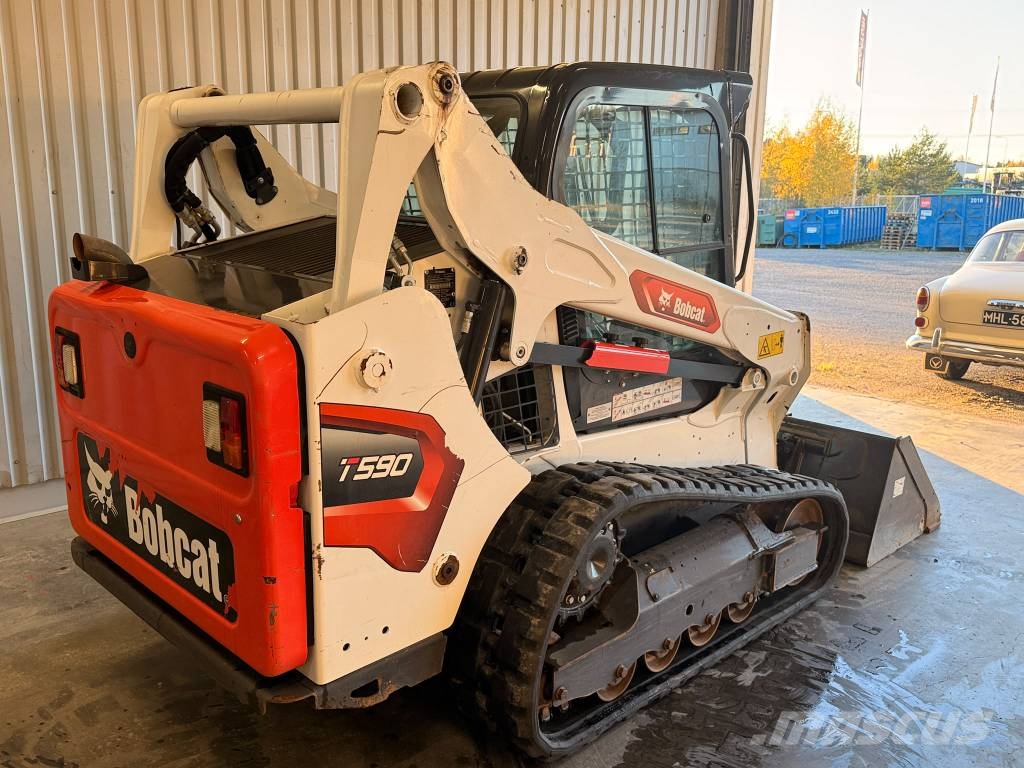 Bobcat T 590 Lietoti riteņu kompaktiekrāvēji