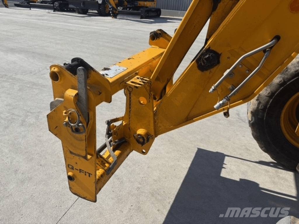 JCB 532-70 Tarimsal teleskopik yükleyiciler
