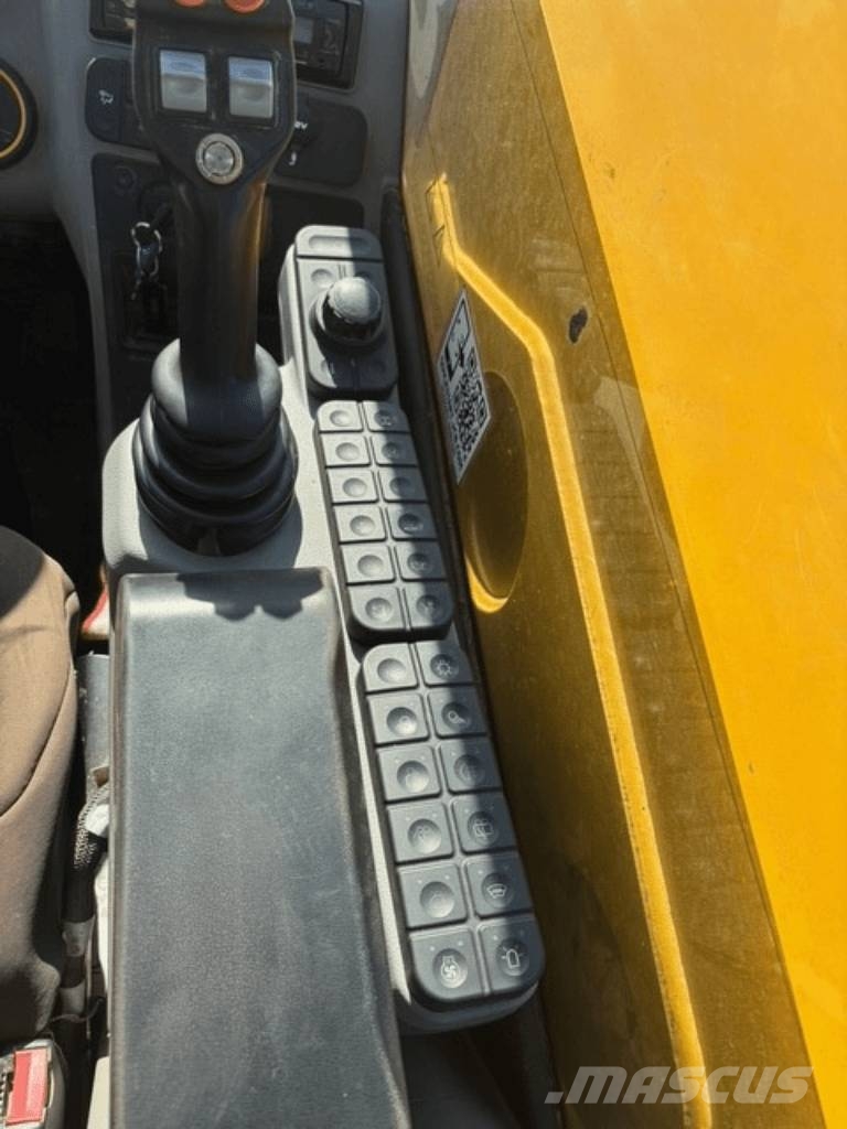 JCB 532-70 Tarimsal teleskopik yükleyiciler