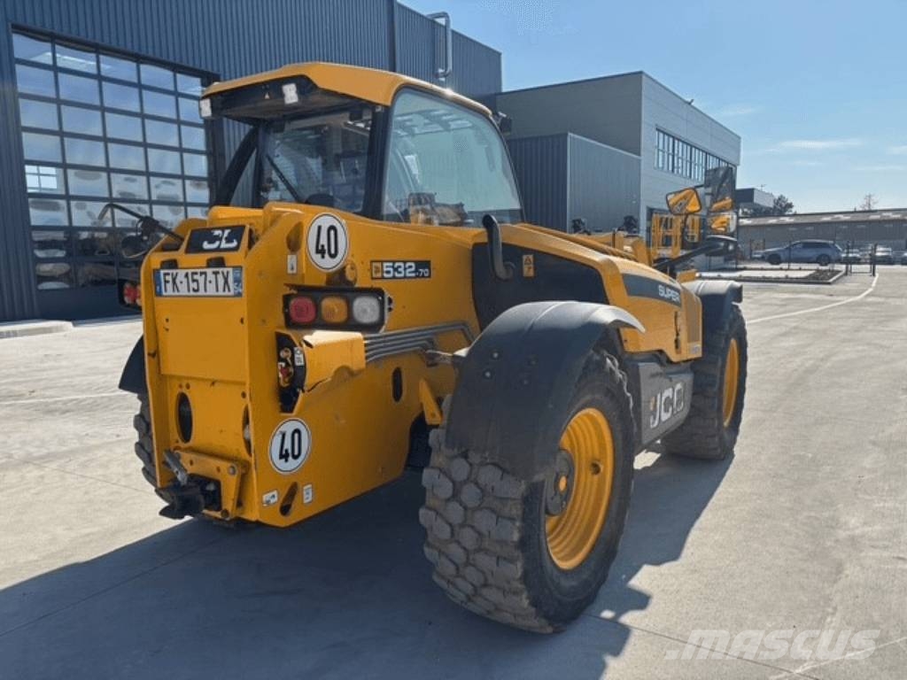 JCB 532-70 Tarimsal teleskopik yükleyiciler