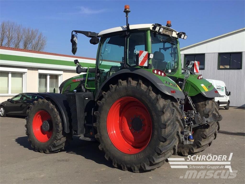 Fendt 718 VARIO GEN6 PROFI PLUS Traktori