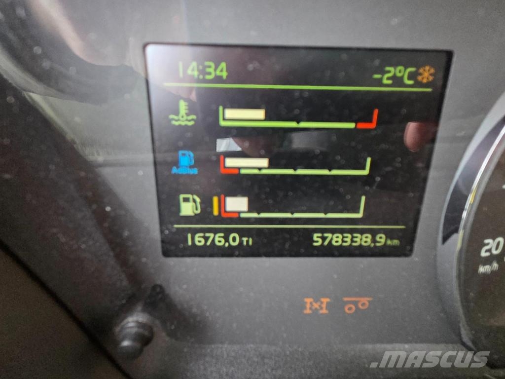 Volvo FH 16 750 8x4+2 GCW 180 ton / DOLLY / RETARDER / G Vlačilci