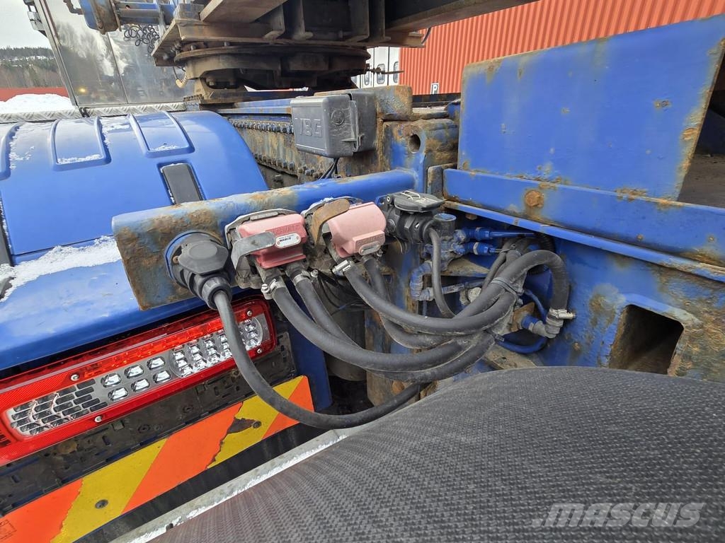 Volvo FH 16 750 8x4+2 GCW 180 ton / DOLLY / RETARDER / G Vlačilci
