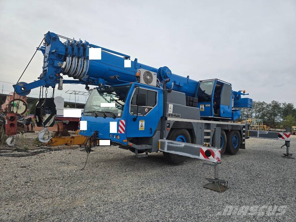 Liebherr LTM 1055-1 Terepdaruk