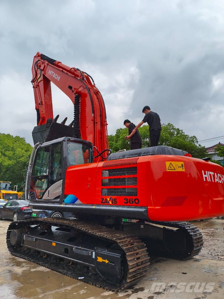 Hitachi ZX 360 Гусеничні екскаватори