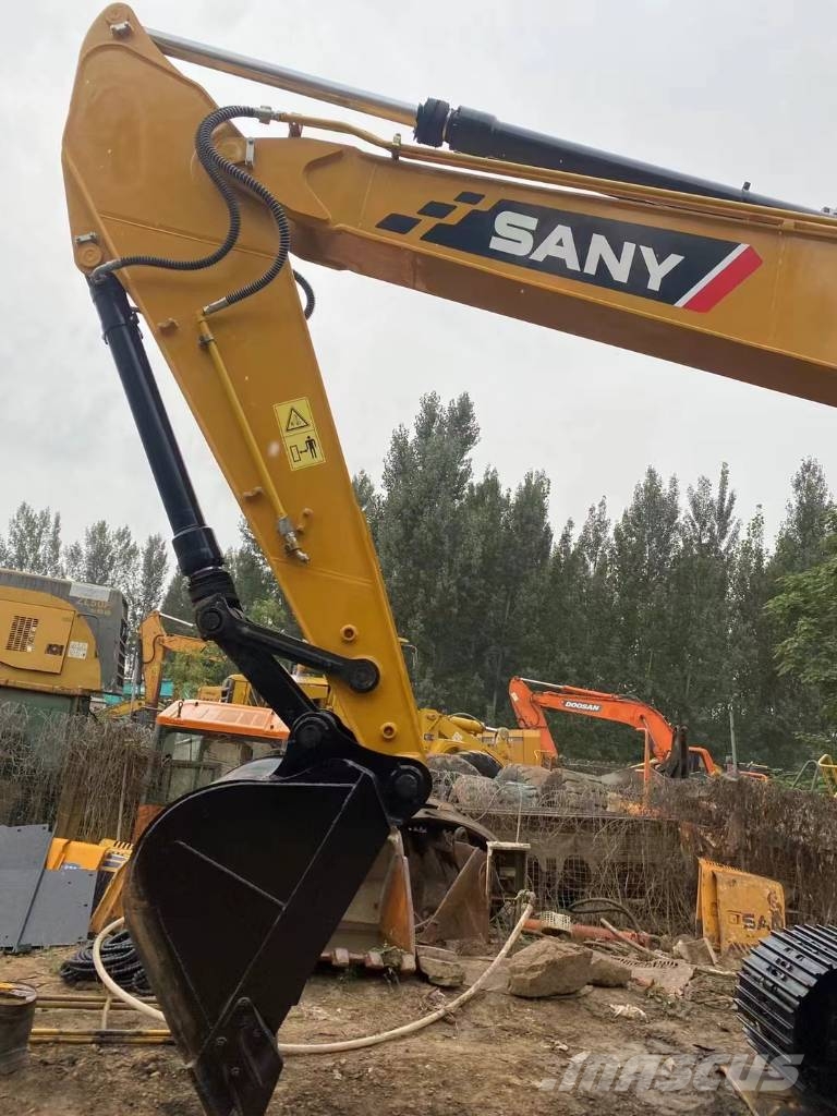 Sany 235C 履带挖掘机