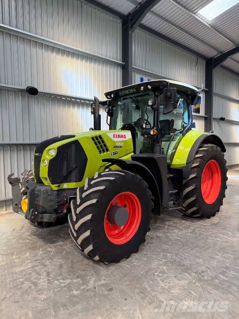 CLAAS Arion 650 Traktorji