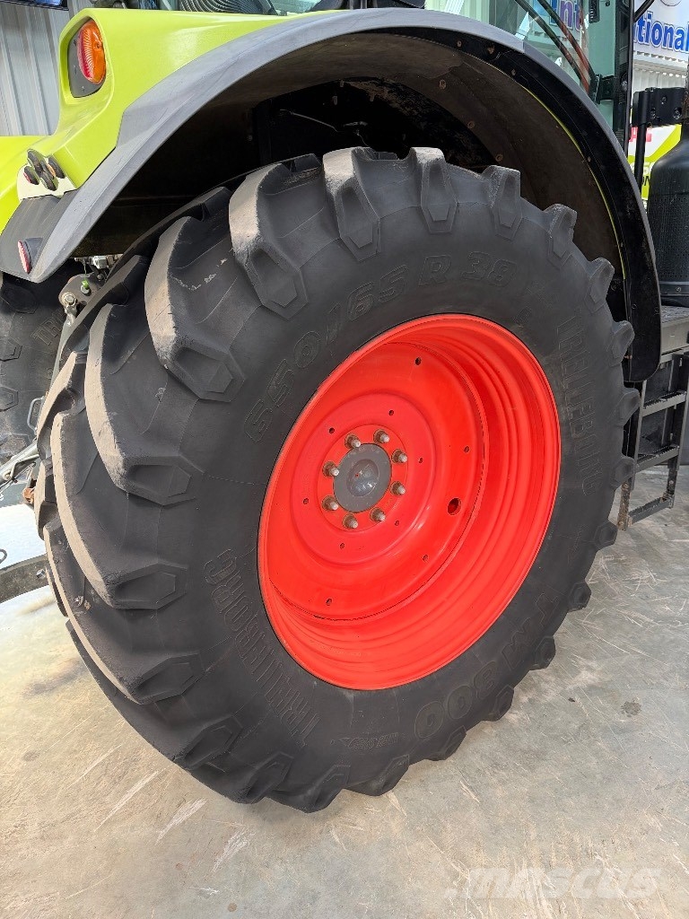 CLAAS Arion 650 Traktorji