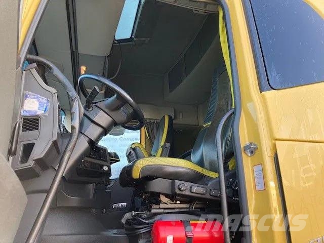 Volvo FH 16.750 8x4/4 Prime Movers