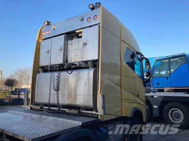 Volvo FH 16.750 8x4/4 Prime Movers