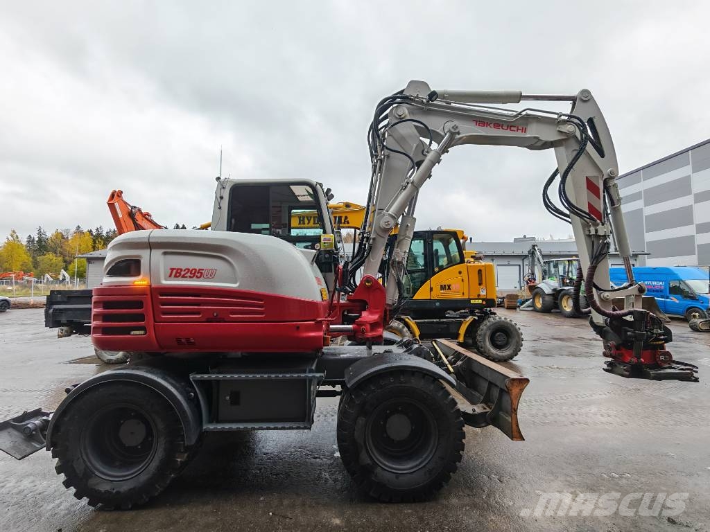 Takeuchi TB 295 W Bagri na kolesih