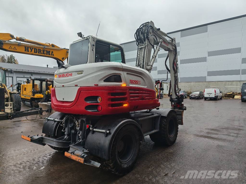 Takeuchi TB 295 W Bagri na kolesih