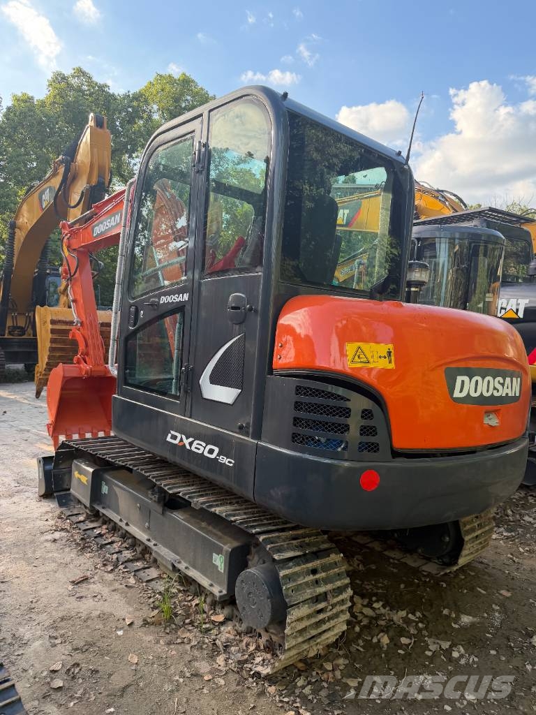 Develon DX 60 D-9C 3000 units excavators in stock Mini kotrók < 7t