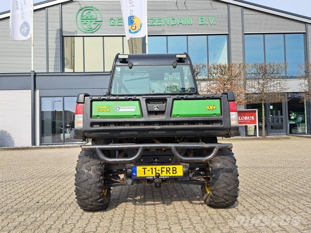 John Deere XUV 855 M Gator ATVs